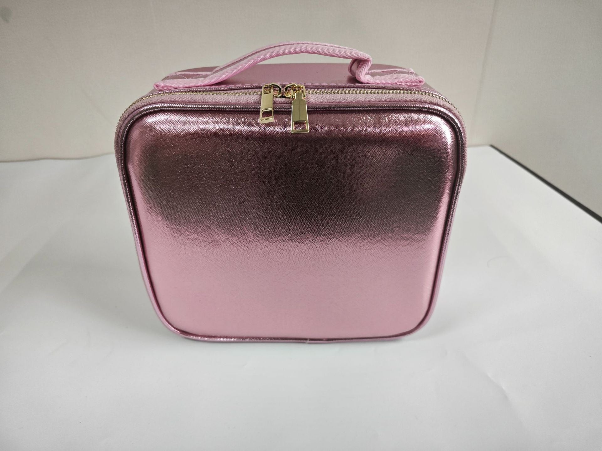 Luxury LED Cosmetic Case – Multifunctional Makeup Storage