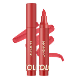 Lip Lift Liner – Waterproof Definition with a Smooth Finish